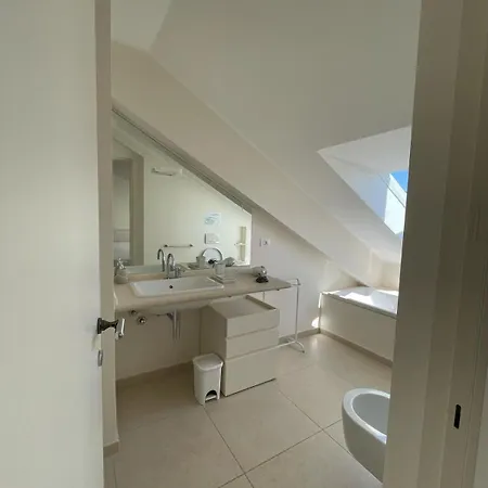 Blue Horizon Retreat-luxury Penthouse * ראפאלו