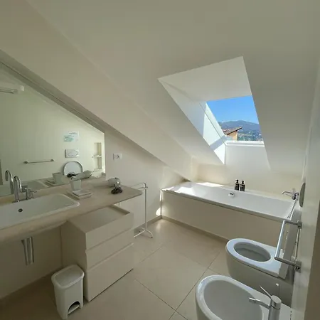 Blue Horizon Retreat-luxury Penthouse Apartamento