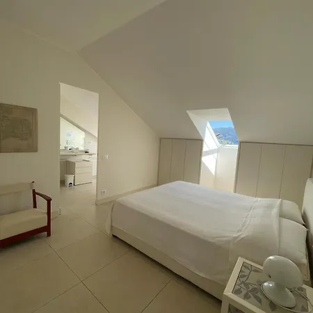 Blue Horizon Retreat-luxury Penthouse Apartamento Rapallo