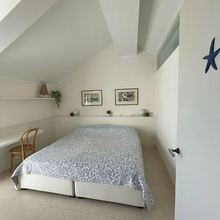 Blue Horizon Retreat-luxury Penthouse Apartamento